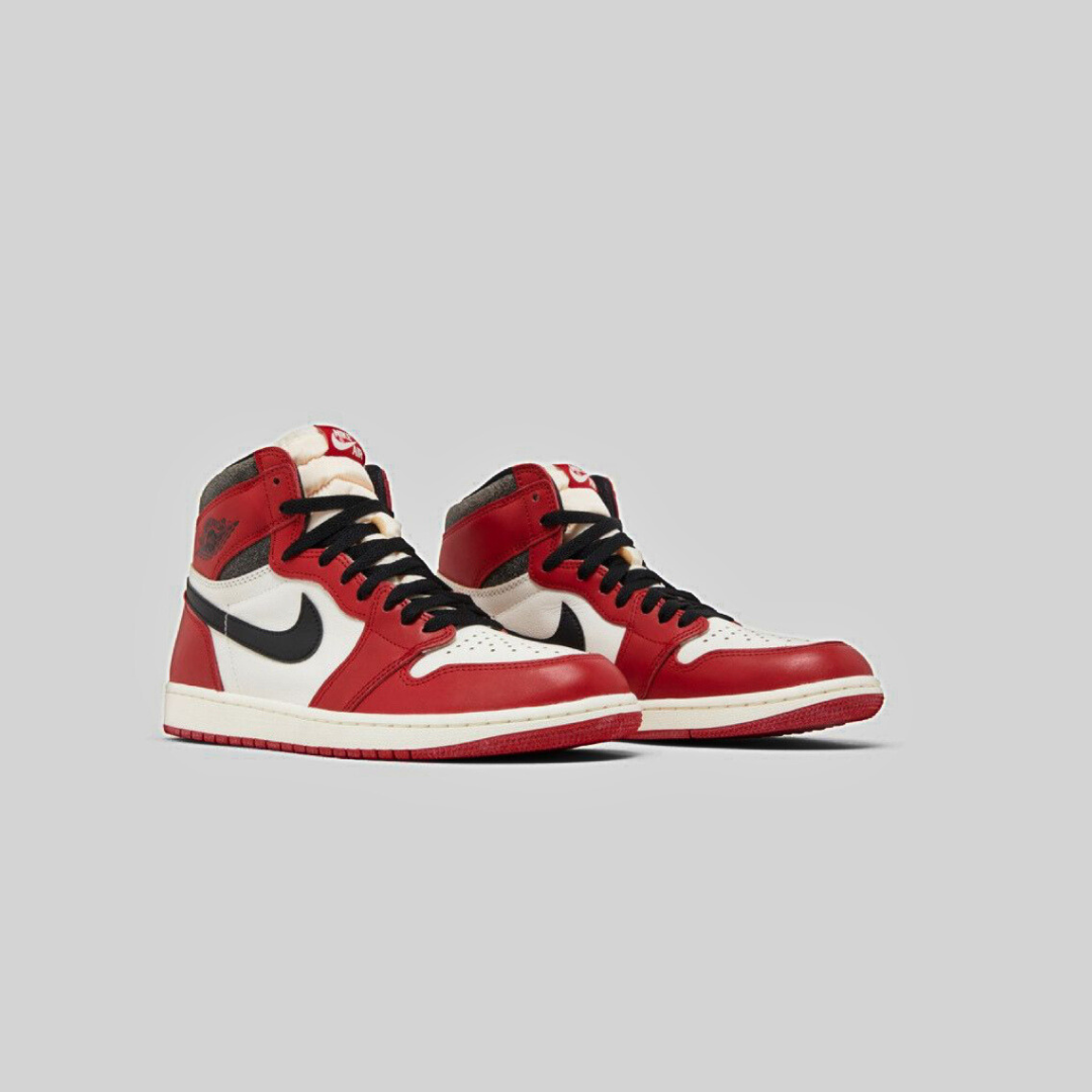 Air Jordan 1 Retro High OG ‘Chicago Lost & Found’ (2022)