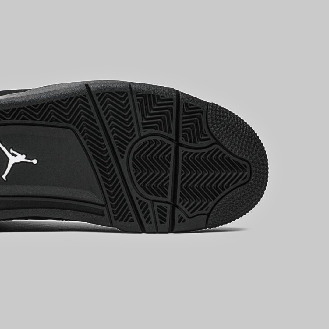 Air Jordan 4 Retro ‘Black Cat’ (2020)