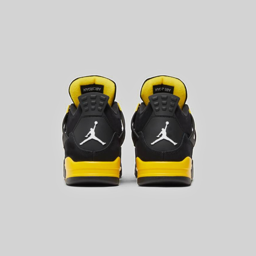 Air Jordan 4 Retro ‘ Thunder’