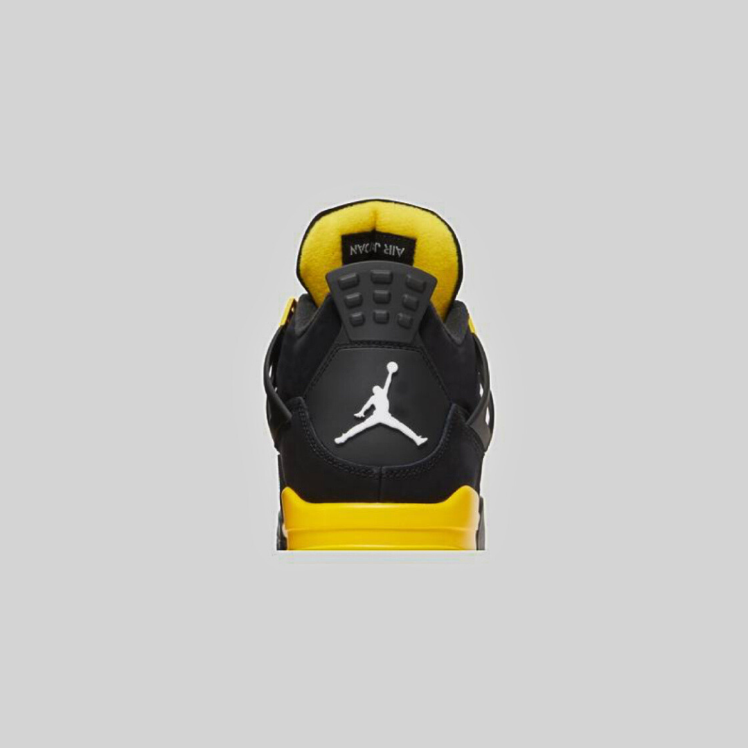 Air Jordan 4 Retro ‘ Thunder’